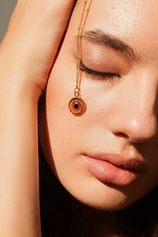 How to Capture the Perfect Eye Photo for Your Custom Pupilsy Product - pupilsy