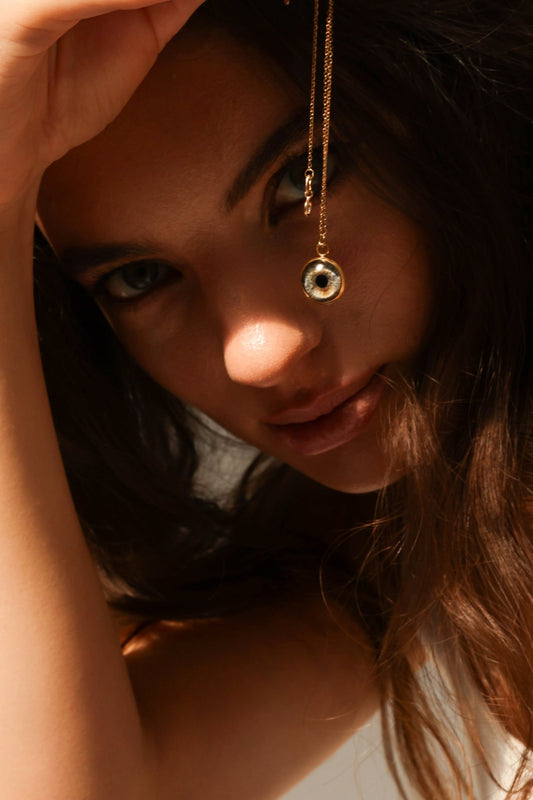 What to Do If You Don’t Have a Clear Picture of Someone’s Eye - pupilsy